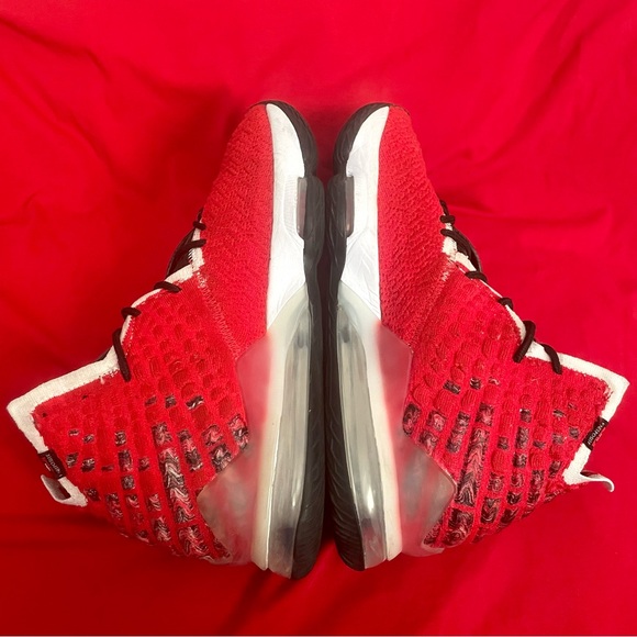 Nike LeBron 17 ‘Uptempo’ (8.5) - Picture 5 of 7